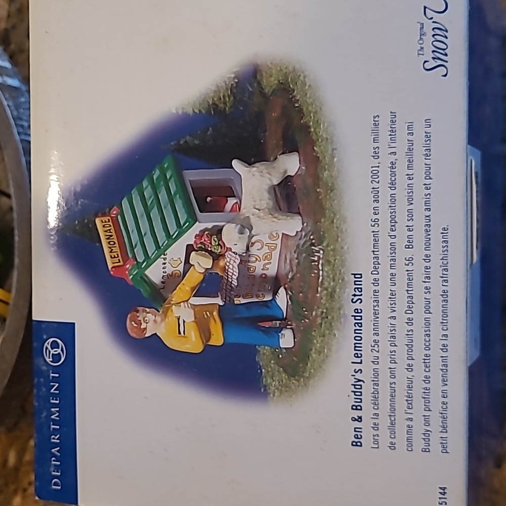 Dept 56 Village Ben & Buddy’s Lemonade Stand - 55144